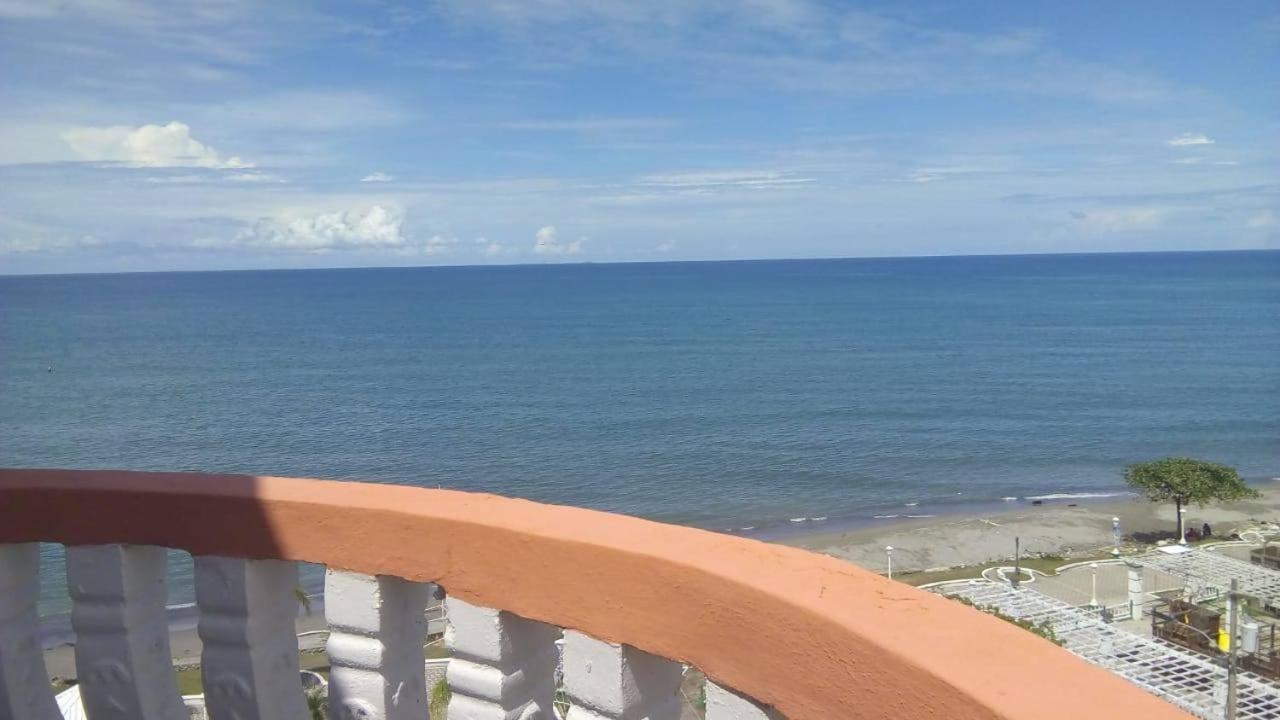 Hotel Art Deco Beach La Ceiba Eksteriør bilde